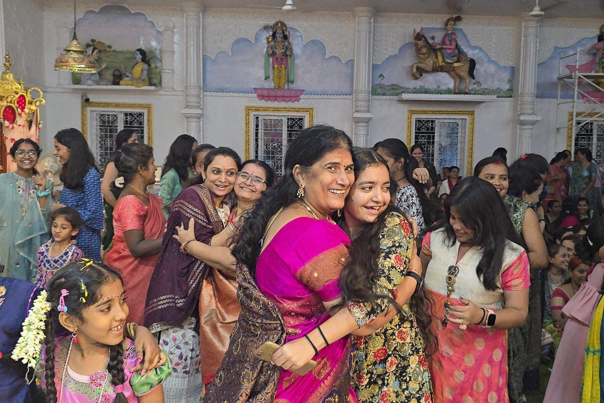 Parivarik Ekta Din, 20 Aug 2024