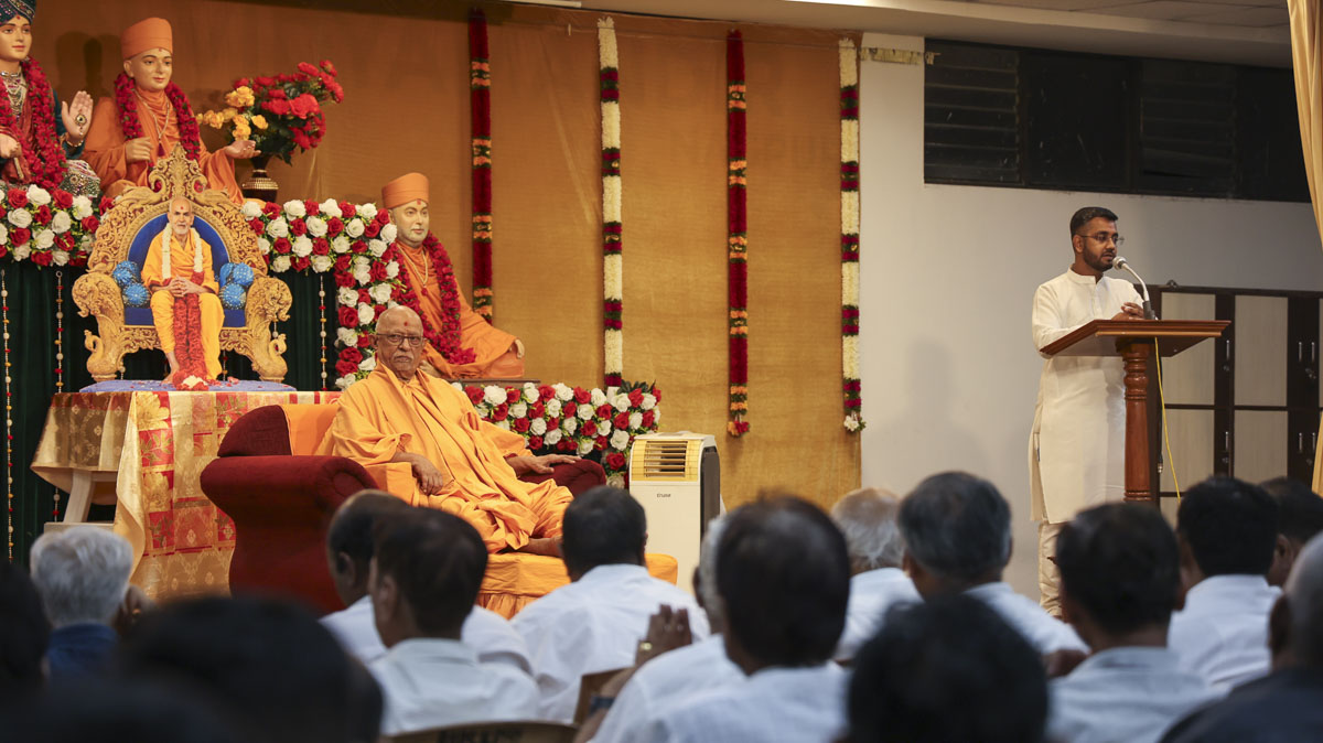 Karyakar and Mandir Sevak Abhivadan Sabha