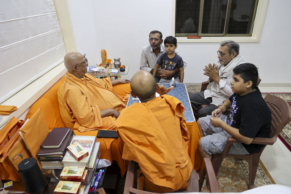Meeting With Karyakars