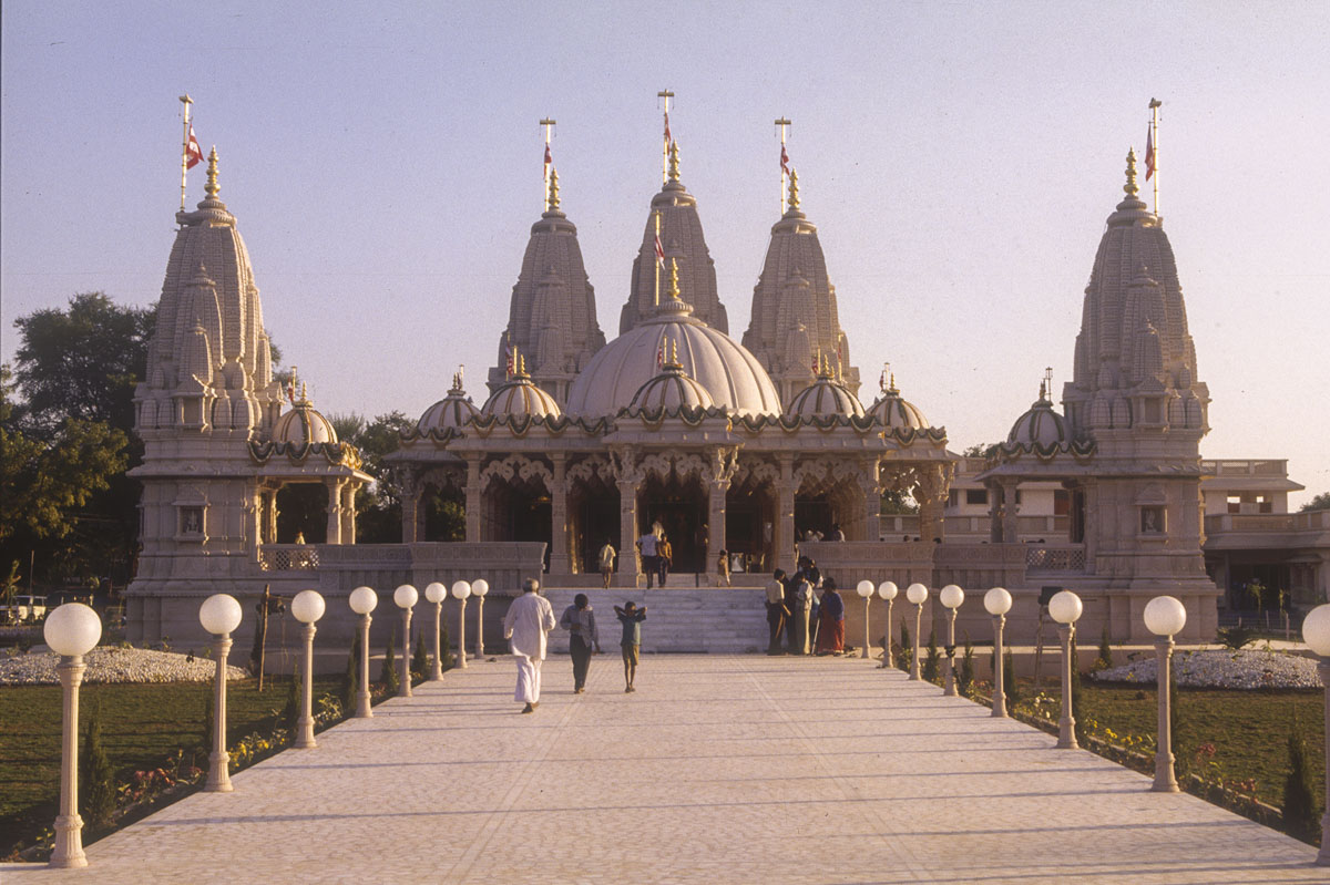 BAPS Shri Swaminarayan Mandir, Mahelav