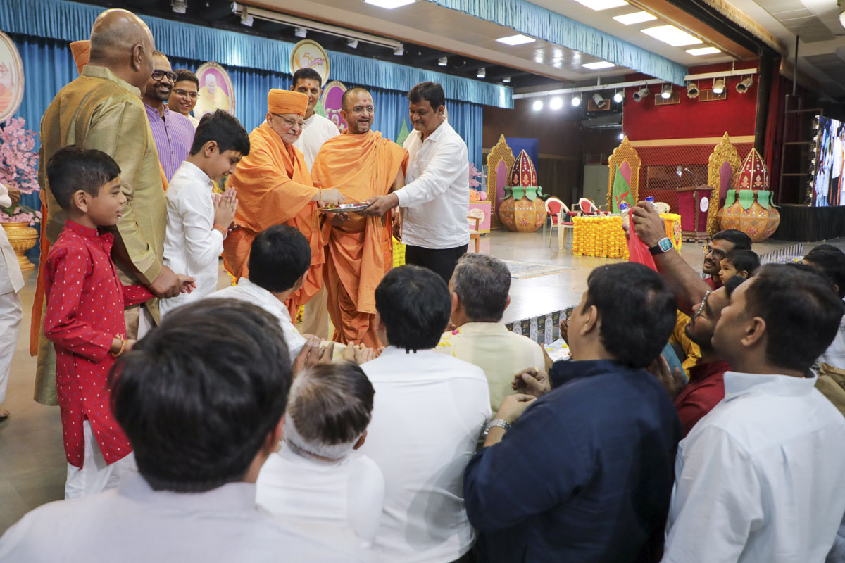 Diwali & Annakut Celebrations 2024, Ahmedabad