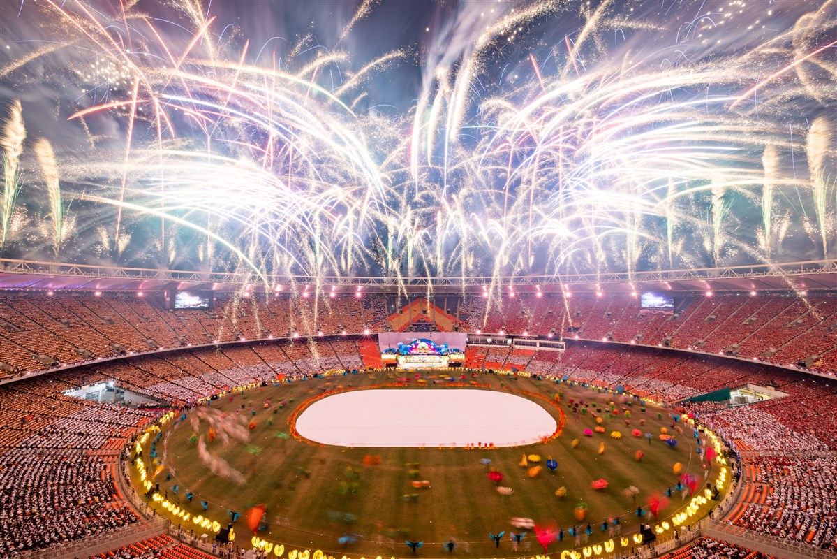 Fireworks during the closing presentation of the assembly