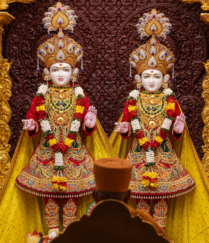 Bhagwan Swaminarayan, Aksharbrahma Gunatitanand Swami