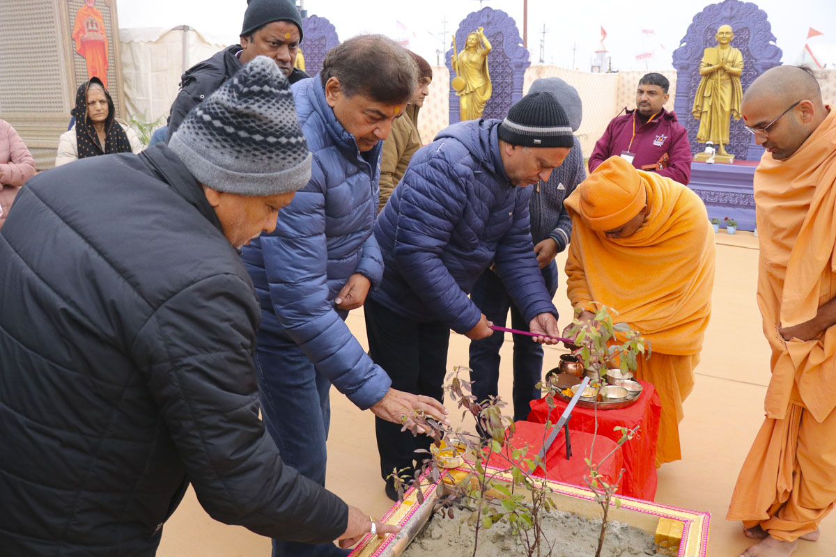 BAPS Shibir and Mahayagna in Mahakumbh, Prayagraj