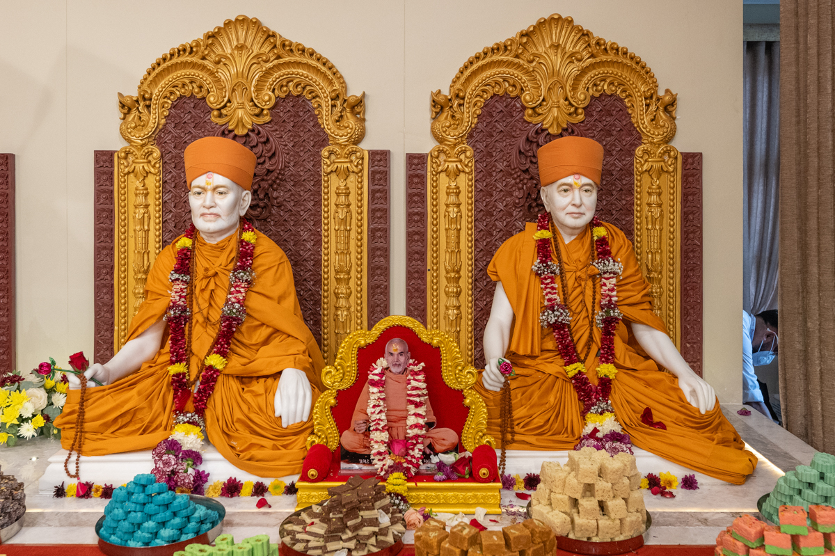 Brahmaswarup Shastriji Maharaj, Brahmaswarup Pramukh Swami Maharaj and Brahmaswarup Mahant Swami Maharaj