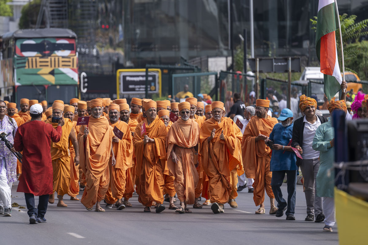 Swamis during the nagar yatra