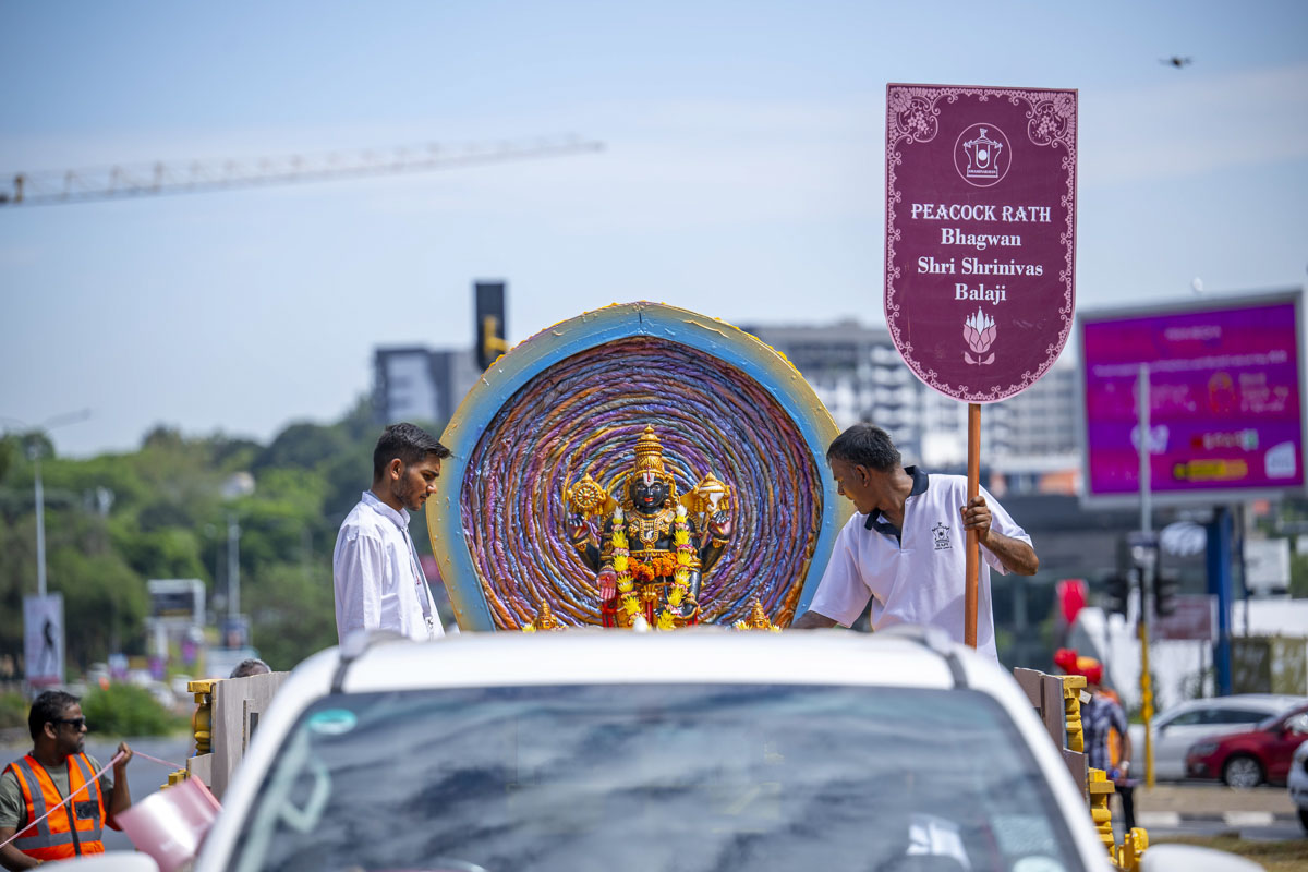 Bhagwan Shri Balaji on a rath
