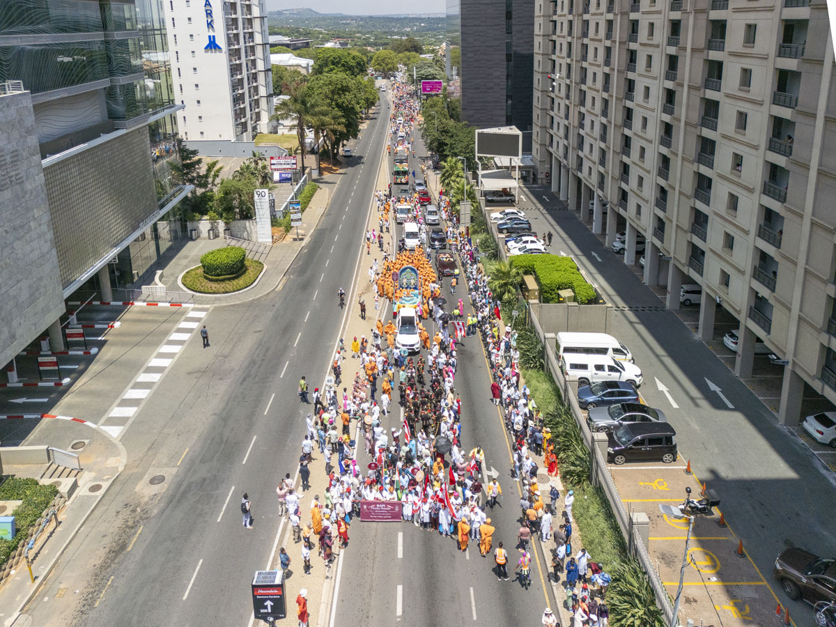 Nagar yatra through the streets of Johannesburg