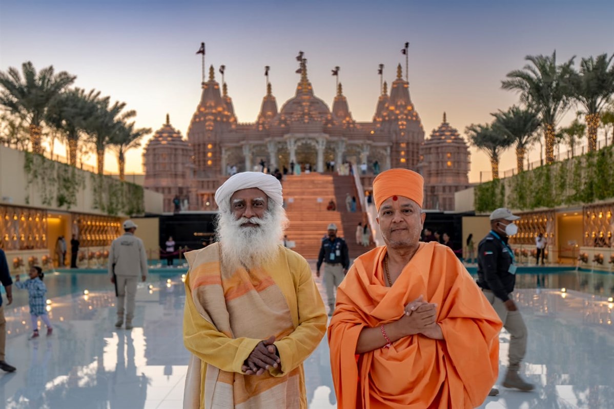 Sadhguru with Swami Brahmaviharidas at the BAPS Hindu Mandir, Abu Dhabi