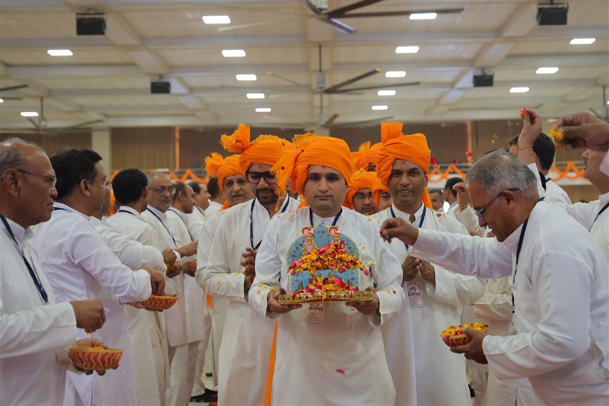 Bal Karyakar Shibirs: Mama Kartavyam, India