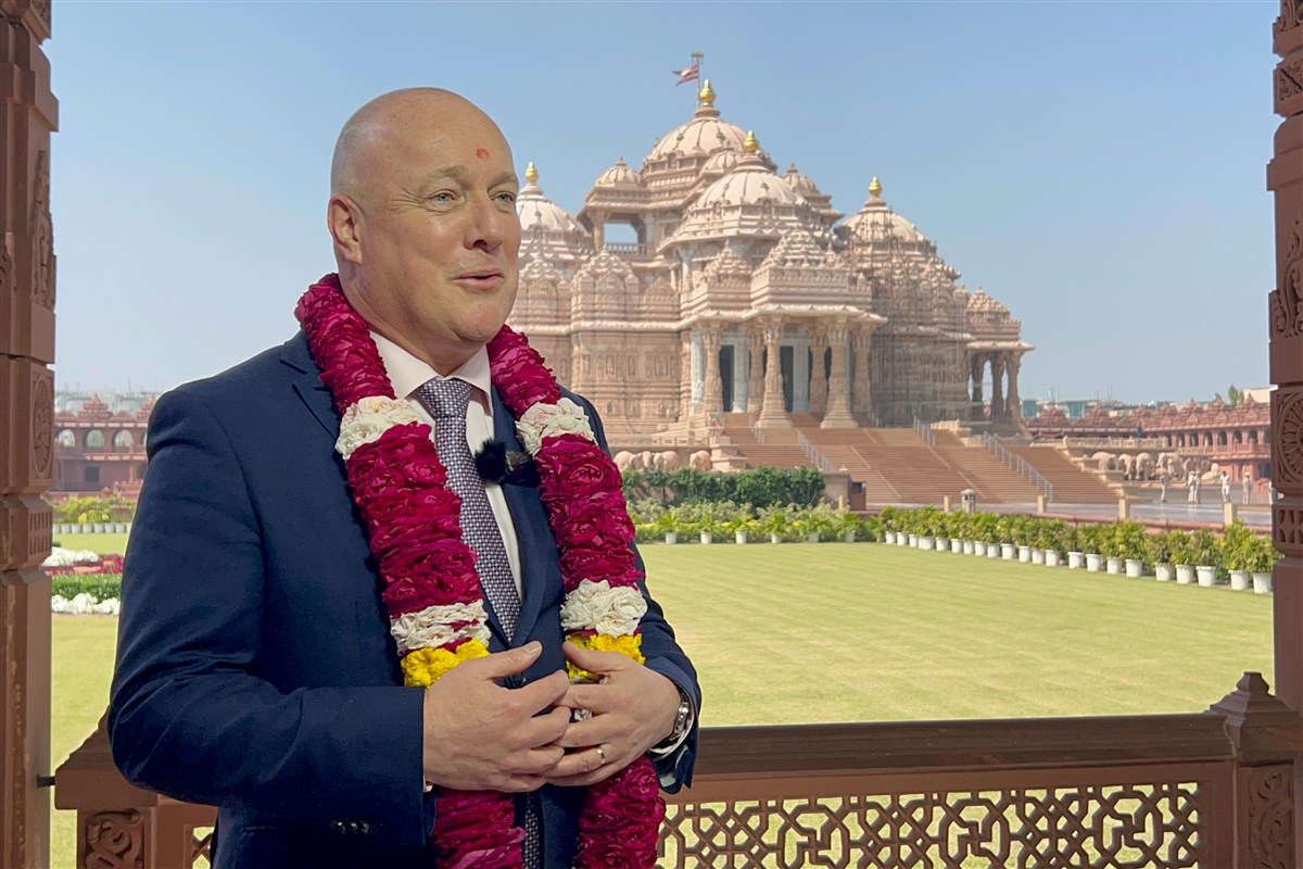 New Zealand Prime Minister, Rt Hon Christopher Luxon, at Swaminarayan Akshardham in New Delhi 