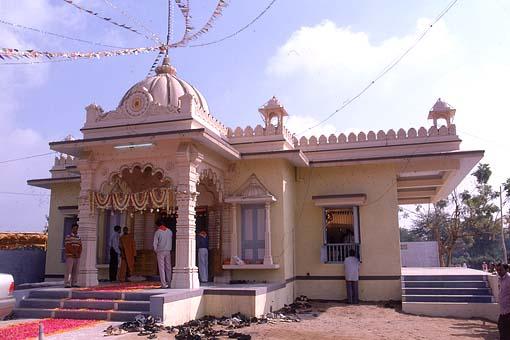 The newly consecrated Shree Swaminarayan Mandir 