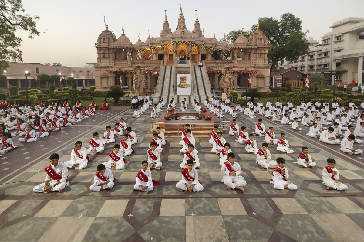 Satsang Diksha Abhivadan