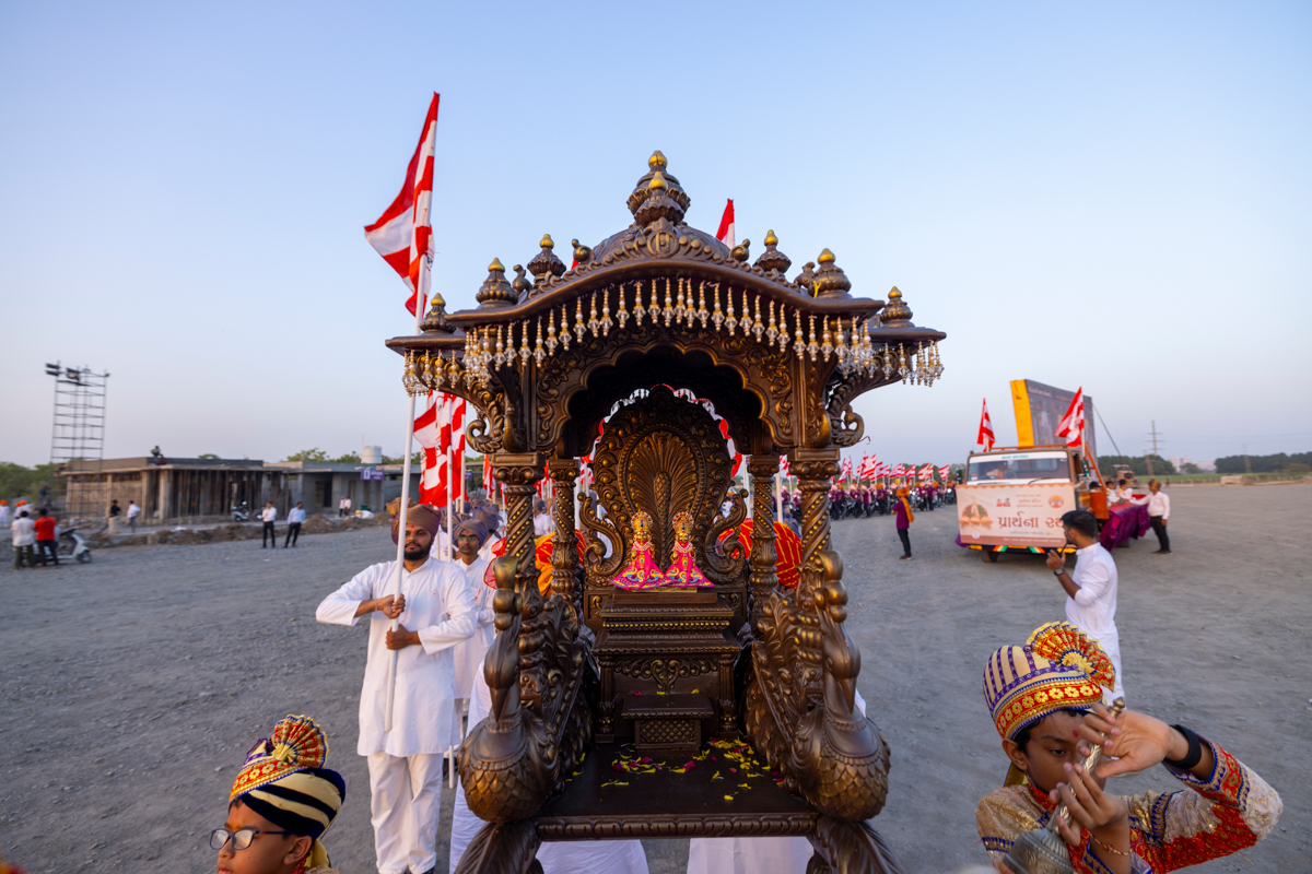 Nagar Yatra in the Akshardham campus