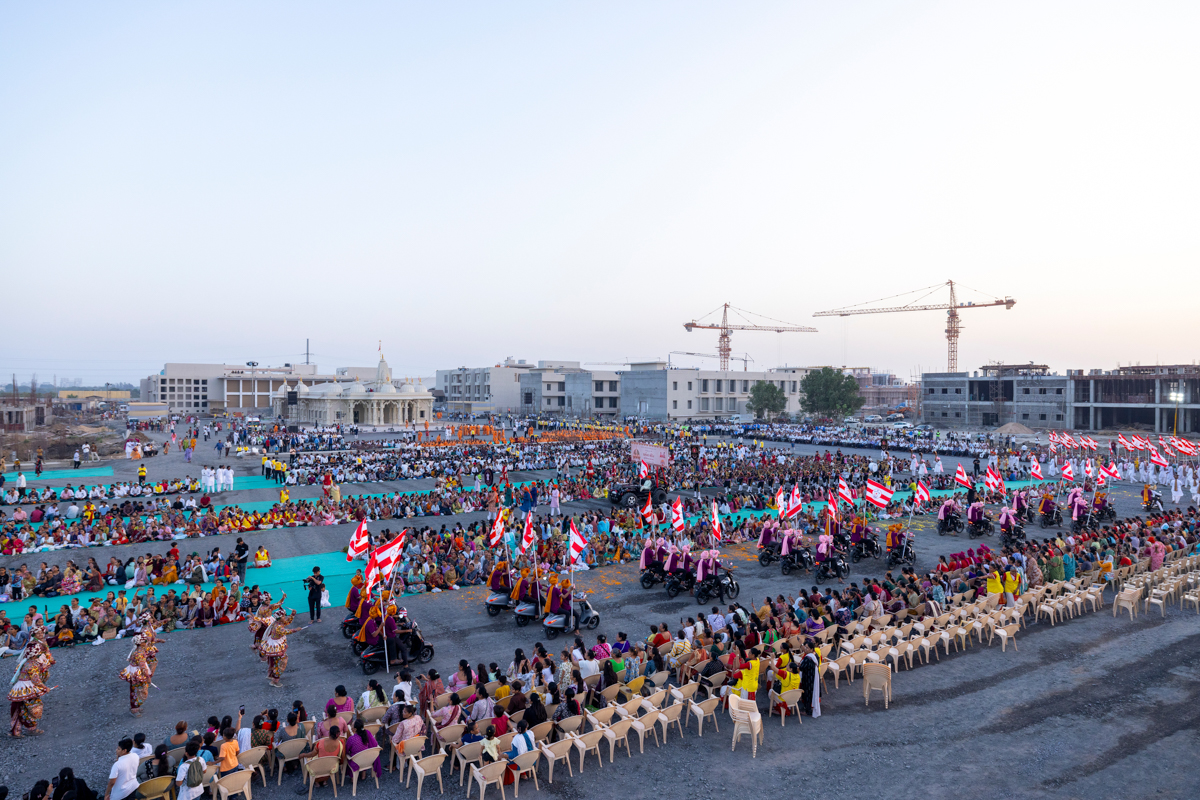 Nagar Yatra in the Akshardham campus