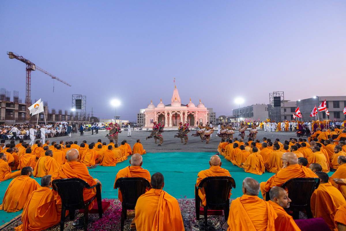 Nagar Yatra in the Akshardham campus