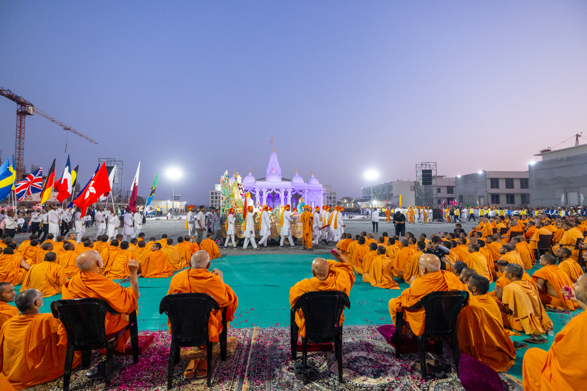 Nagar Yatra in the Akshardham campus