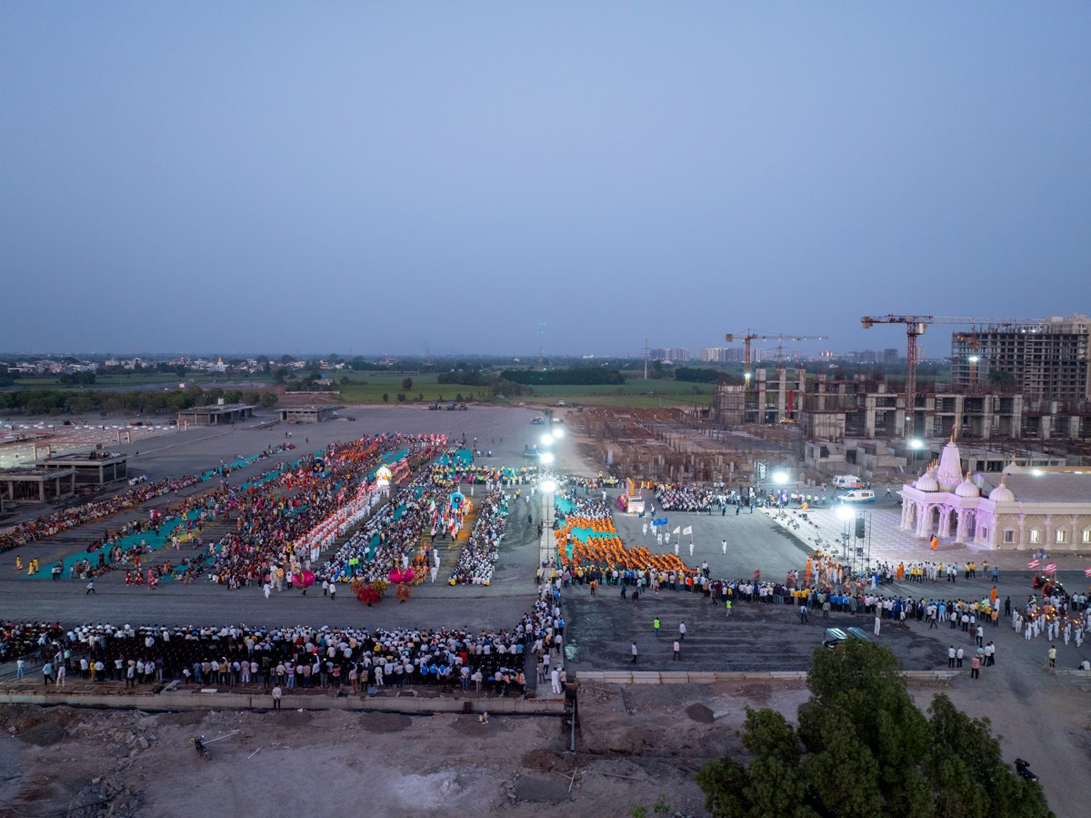 Nagar Yatra in the Akshardham campus