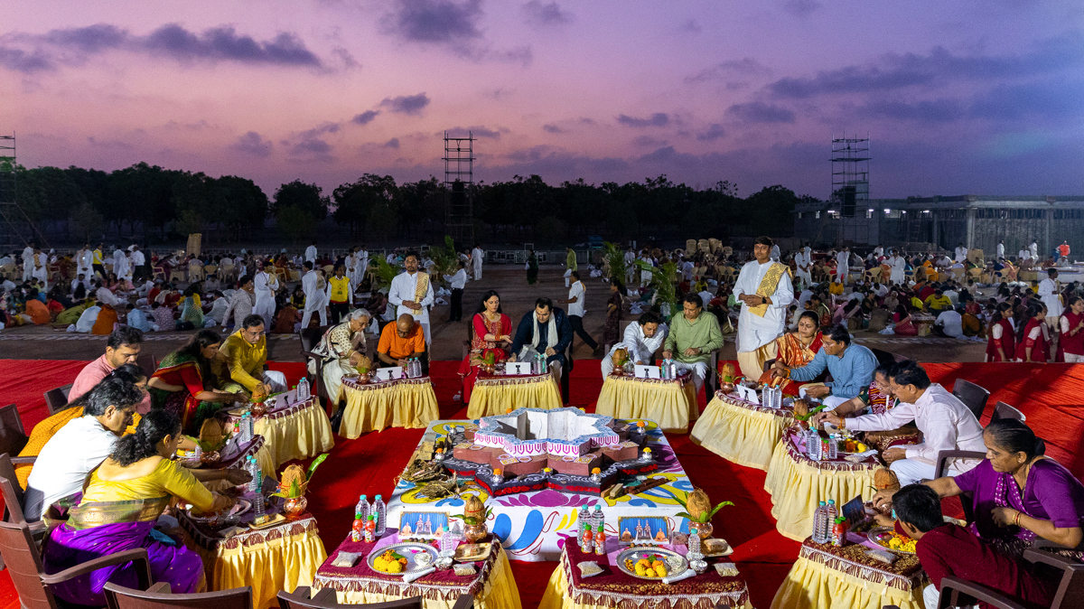 Swaminarayan Mahayag, 28 Apr