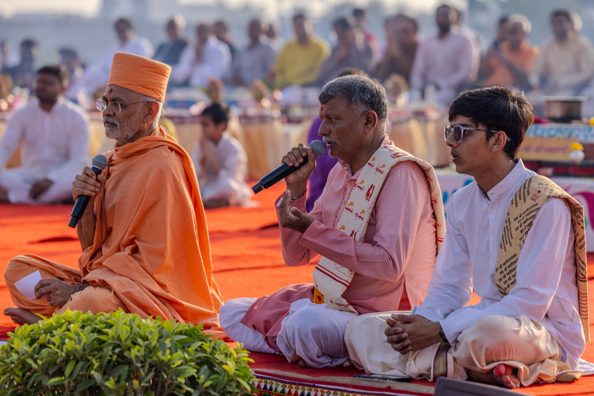 A pandit sings Vedic shlokas