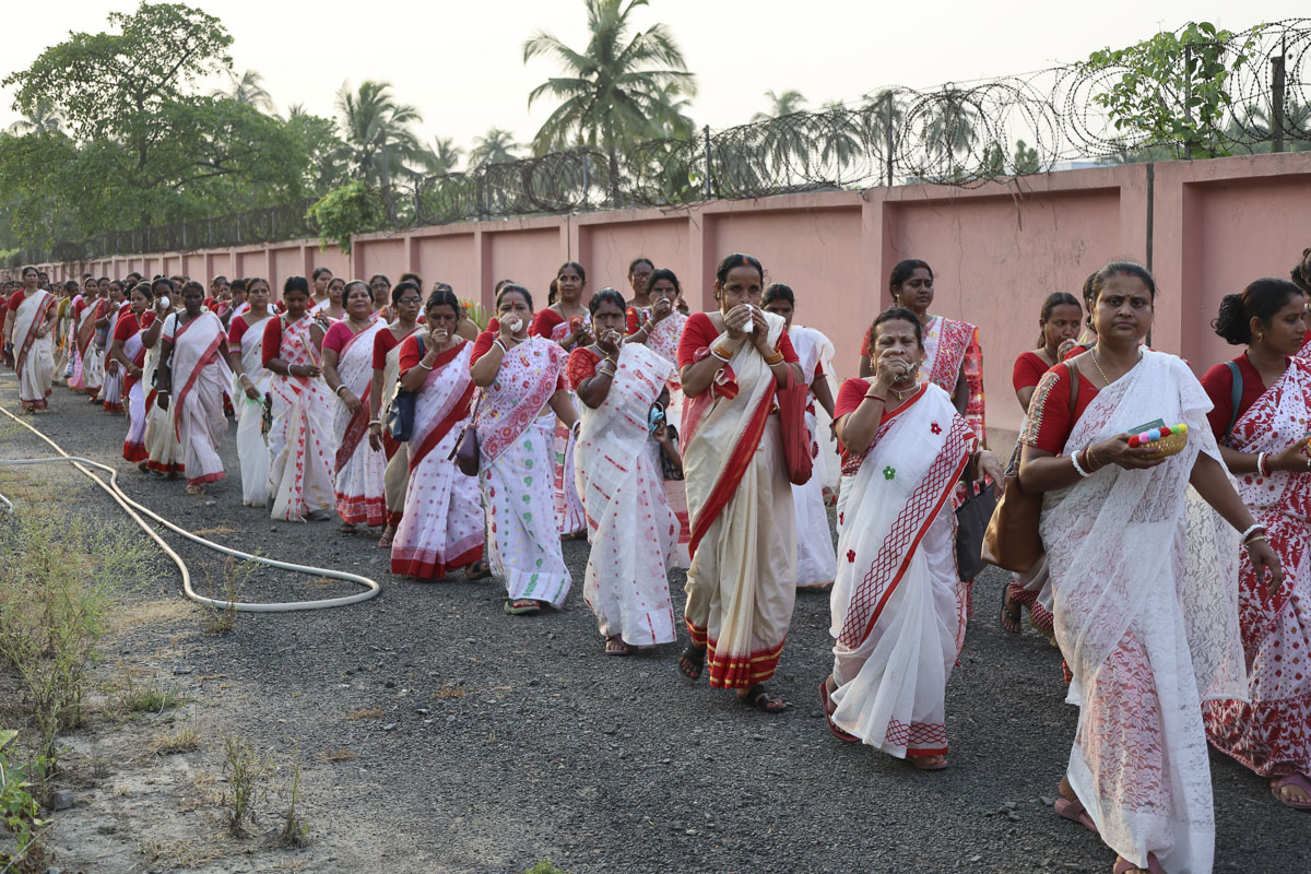 Ghare Ghare Satsang Diksha Homatmak Yagna, Kolkata