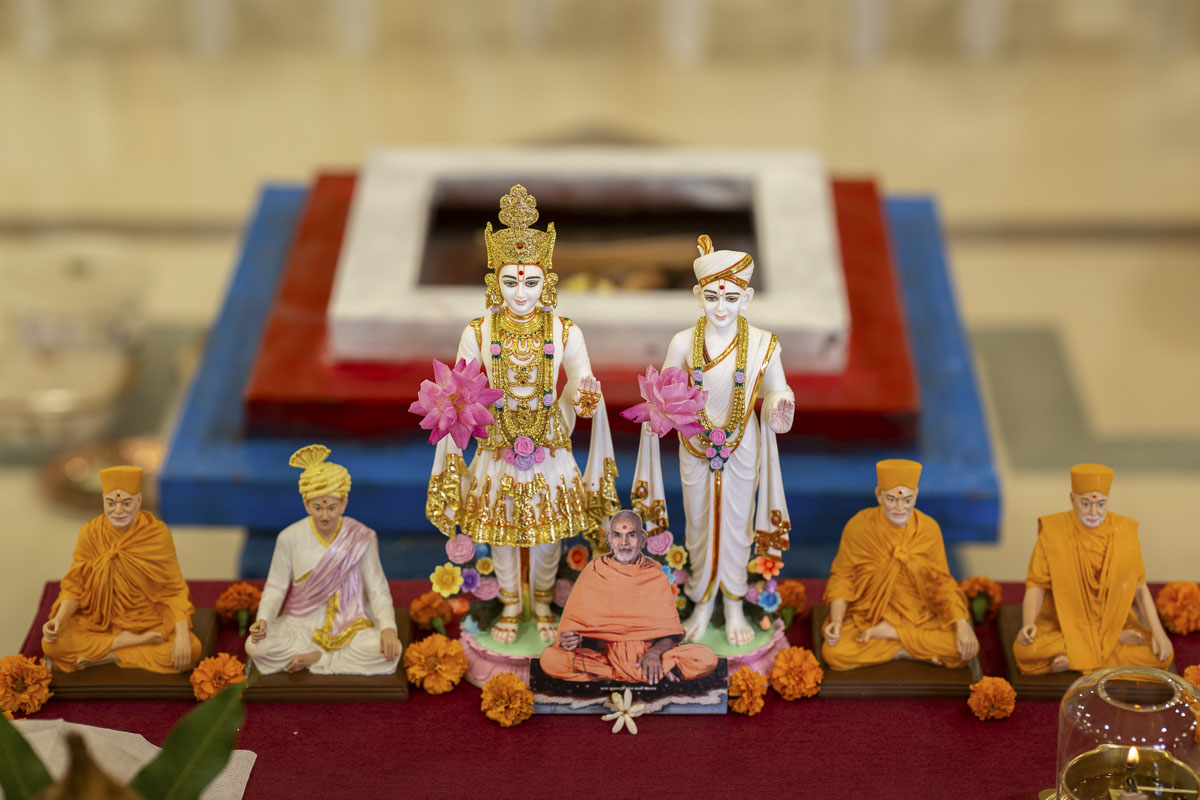Thakorji during the homatmak yagna