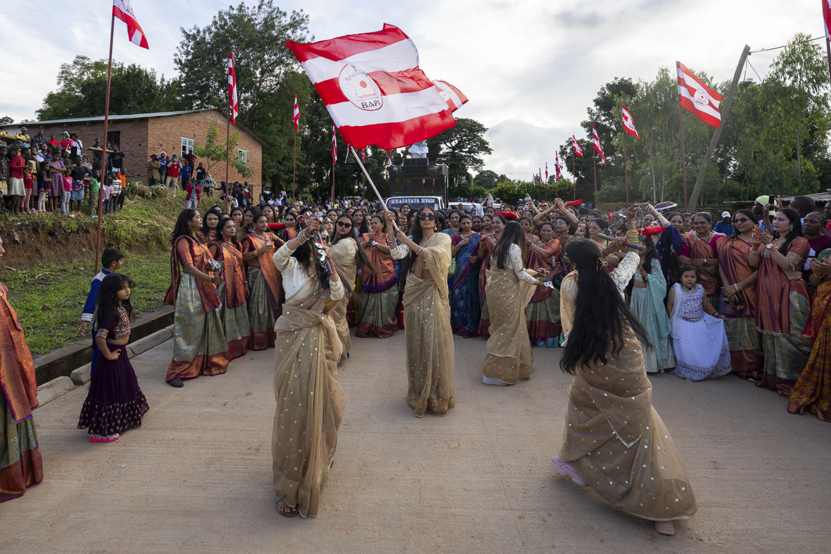 Nagar yatra through the streets of Mzuzu