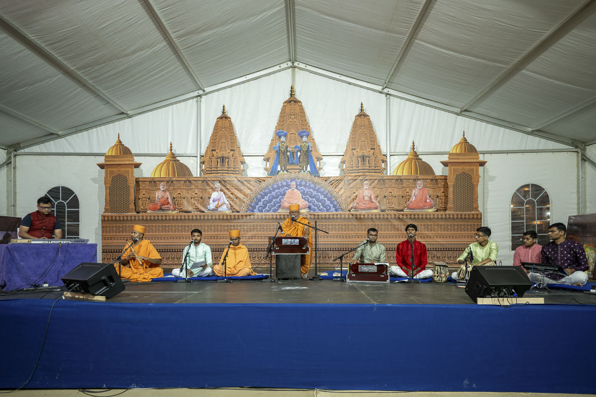 Kirtan Aradhana and Satkar Sabha