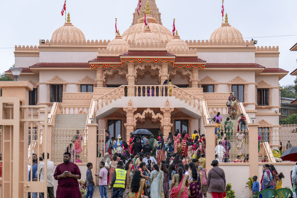 Devotees in the mandir complex