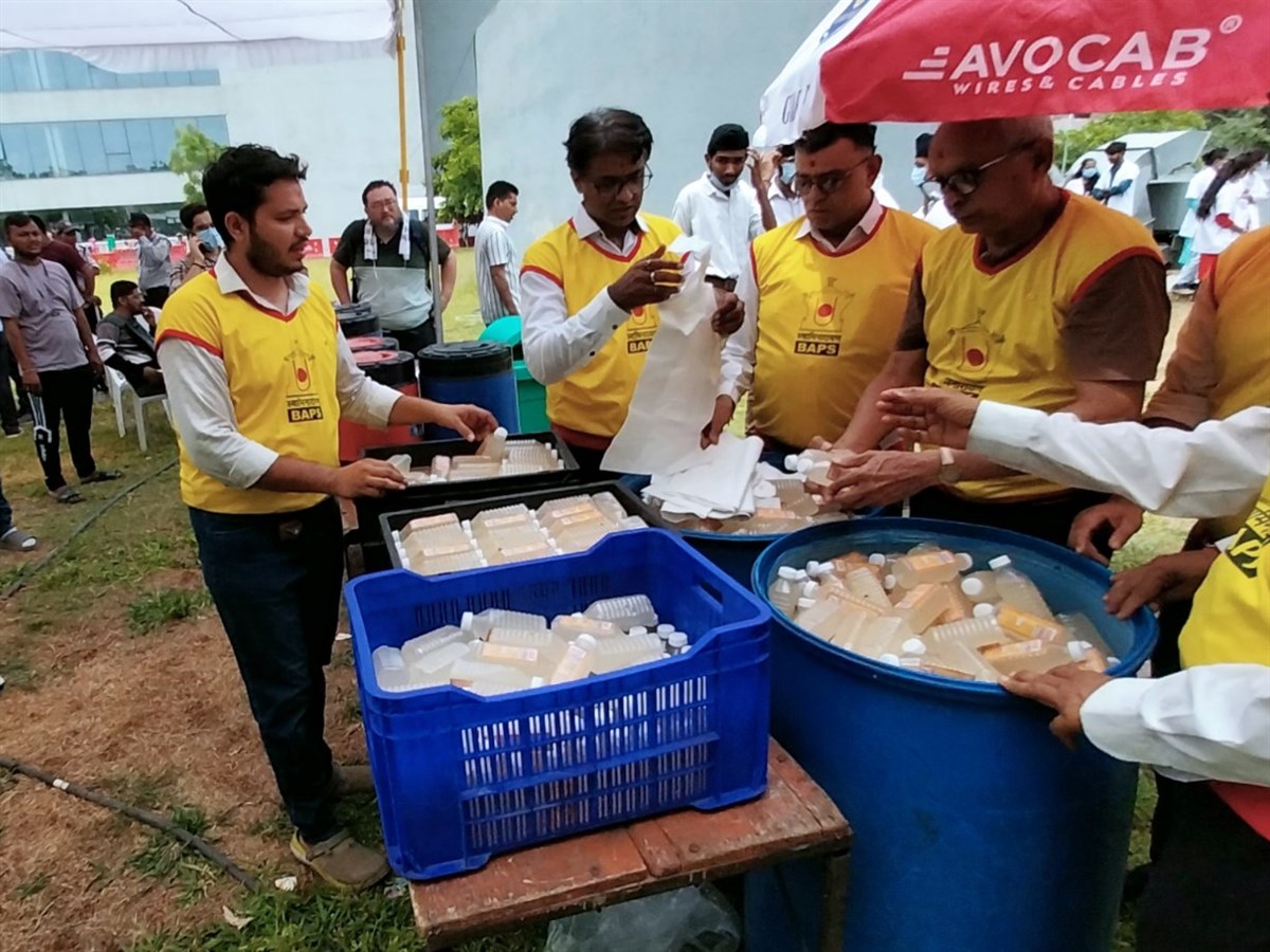 BAPS Volunteers Assist at Plane Crash Site, Ahmedabad