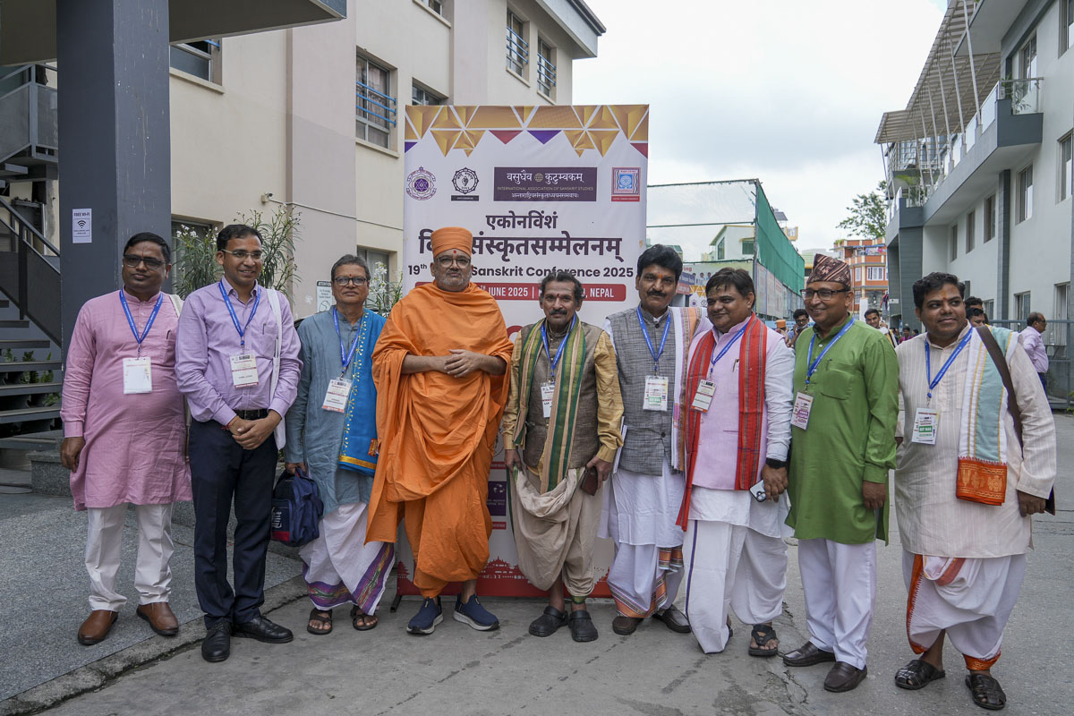 Bhadresh Swami, alongside renowned Sanskrit scholars from across the globe