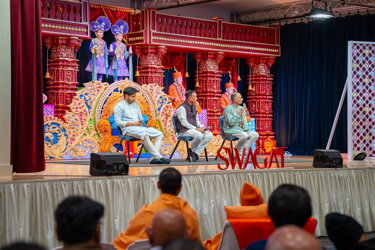 Evening Swagat Sabha