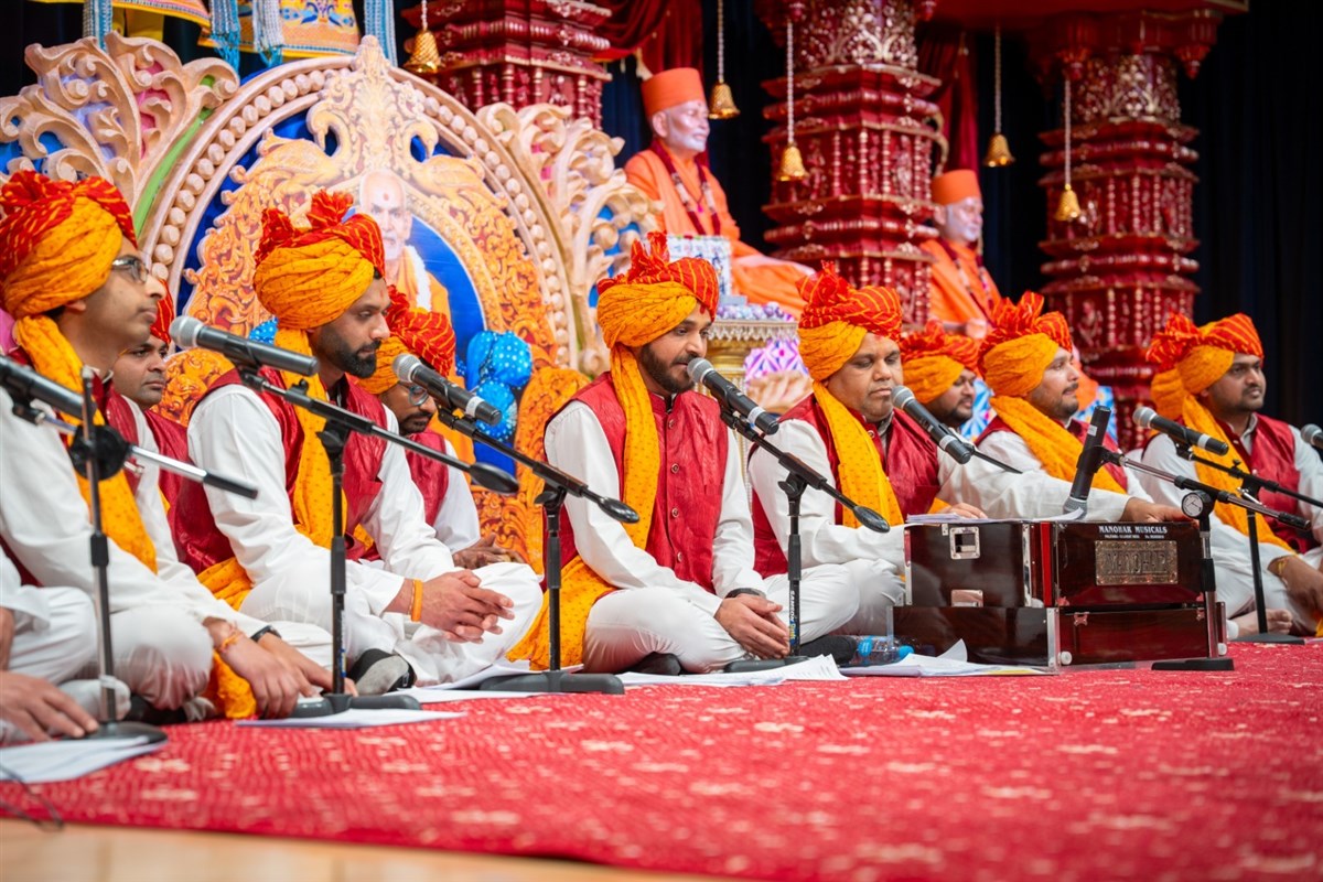 Kirtan Aradhana