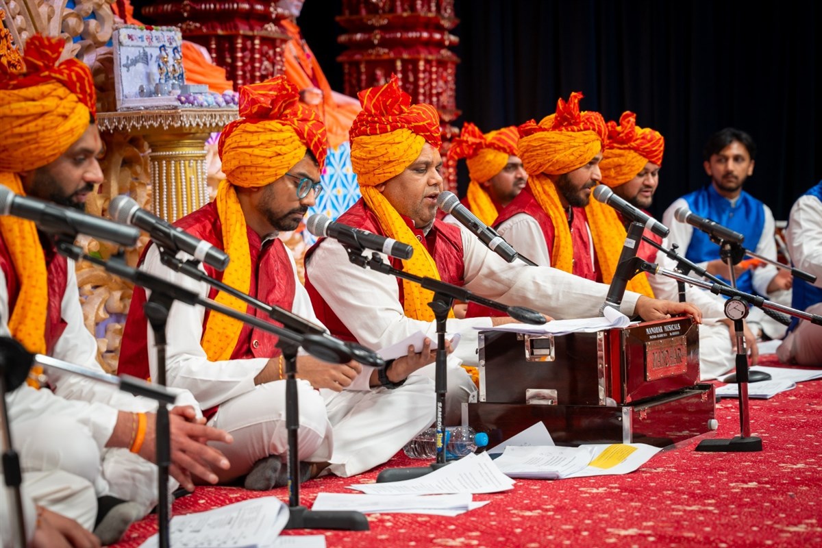 Kirtan Aradhana