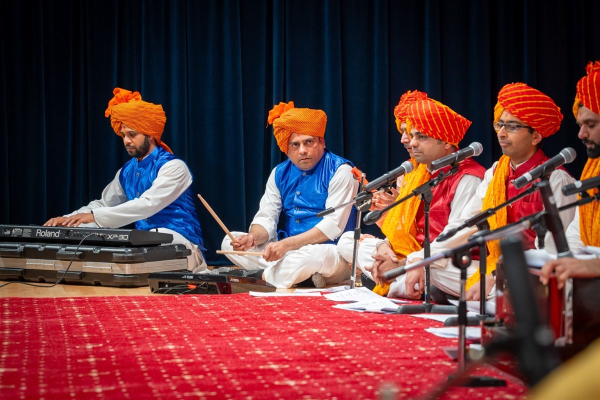 Kirtan Aradhana