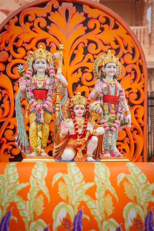 Nagar Yatra