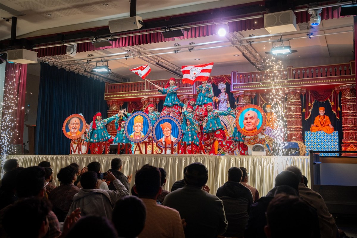 Murti Pratishtha Sabha