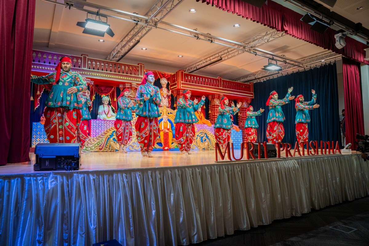 Murti Pratishtha Sabha