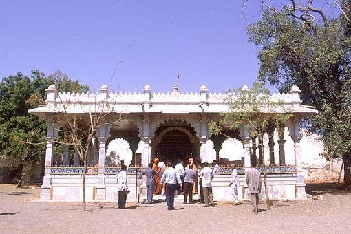 A shrine in memory of the mango tree from Dabhan where Lord Swaminarayan used to sit