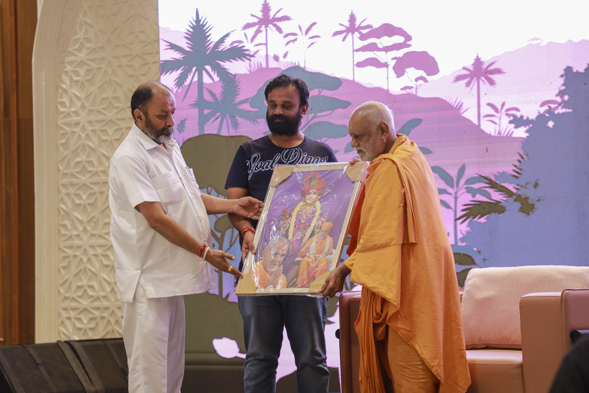 Yuva Shibir 2025: 'Lions of BAPS'