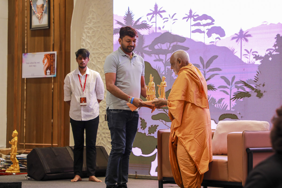 Yuva Shibir 2025: 'Lions of BAPS'