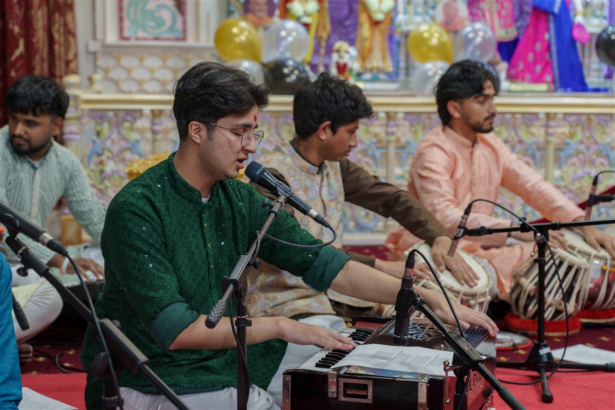 HH Mahant Swami Maharaj’s 92nd Birthday Assembly, Adelaide