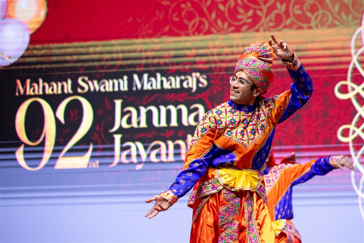 HH Mahant Swami Maharaj’s 92nd Birthday Assembly, Nairobi