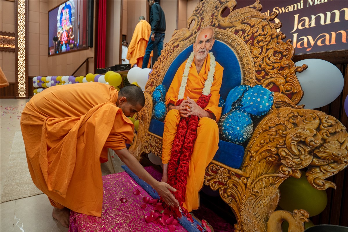 HH Mahant Swami Maharaj’s 92nd Birthday Assembly, Nairobi