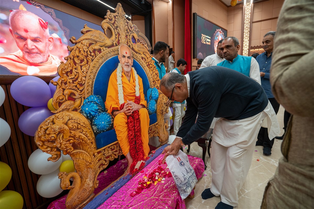 HH Mahant Swami Maharaj’s 92nd Birthday Assembly, Nairobi