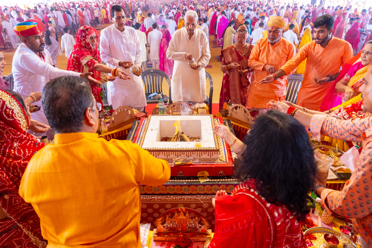 Devotees and well-wishers participate in the yagna rituals