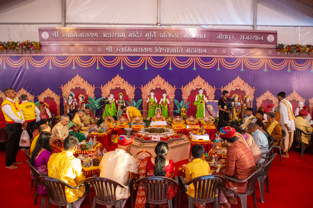Devotees and well-wishers participate in the yagna rituals