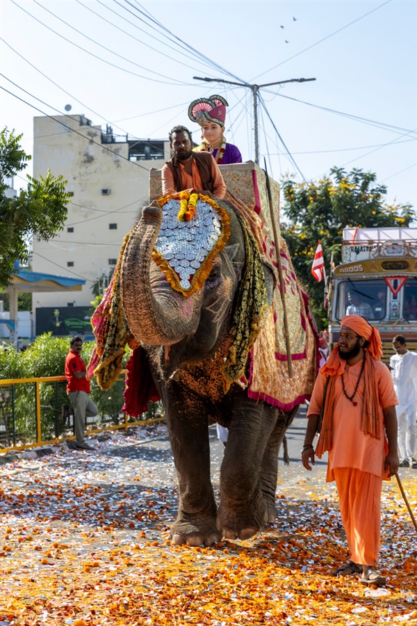 Nagar yatra through the streets of Jodhpur