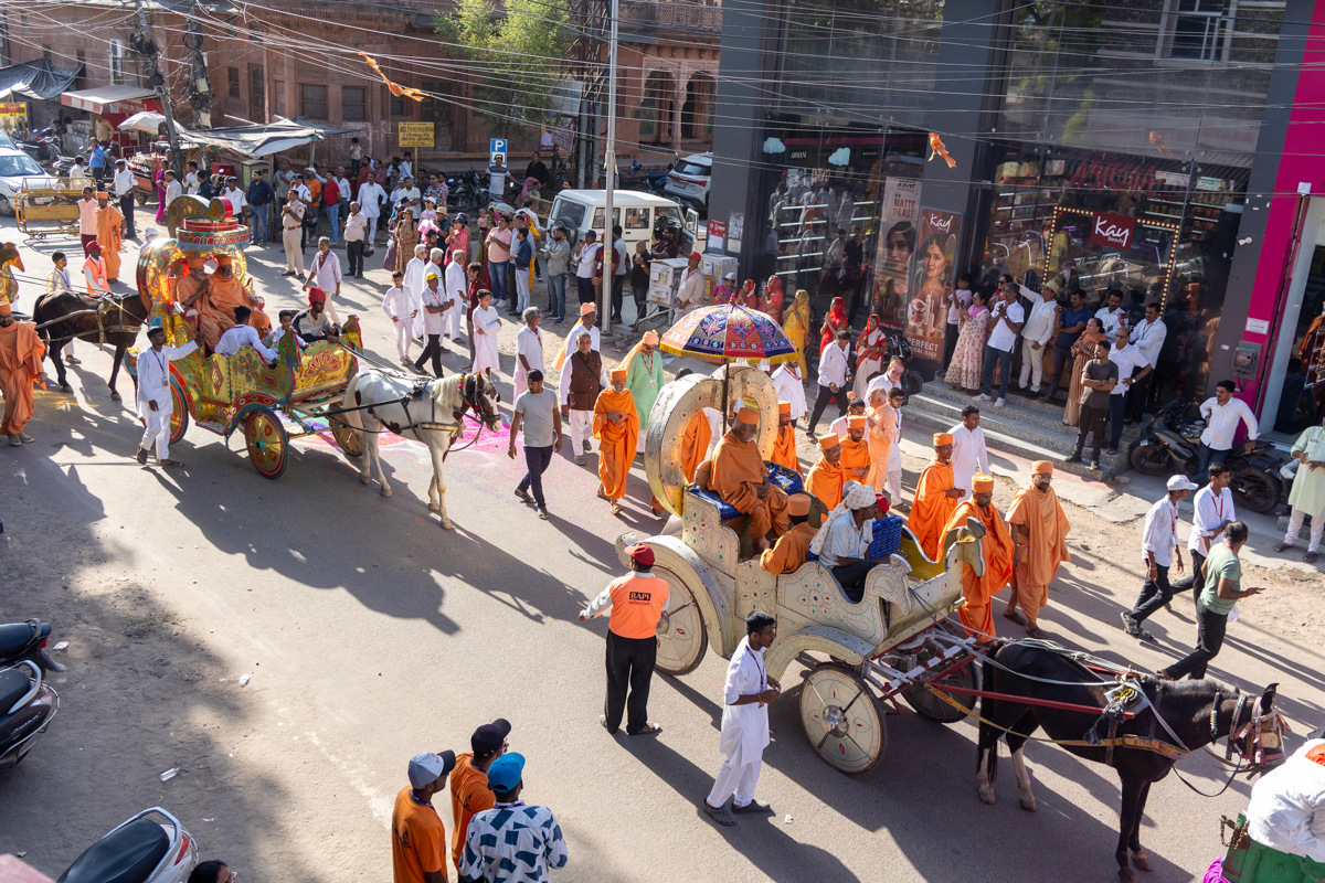Nagar yatra through the streets of Jodhpur