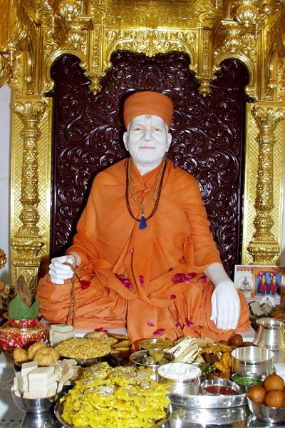 Shri Yogiji Maharaj